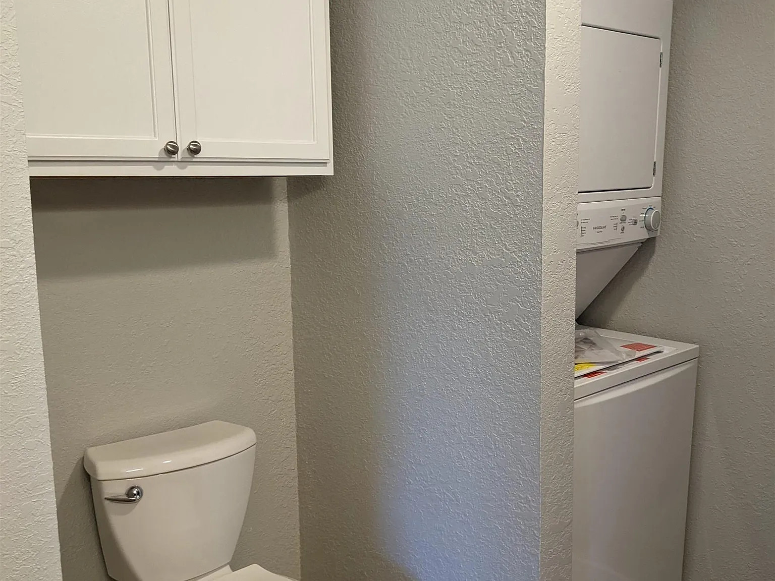 2 bed, 1.0 bath, 950 sqft, $1,175 — Photo 4