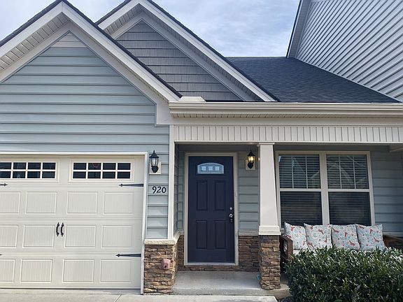 2nd image of 920 Granville Dr