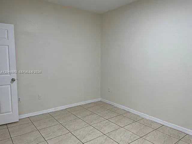 1240 NW 102nd St #1240 — Photo 4