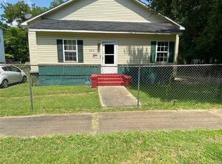 432 W Broad St, Darlington, SC 29532