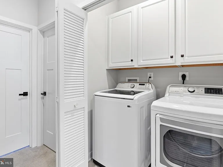 5927 Pecking Stone St — Photo 16