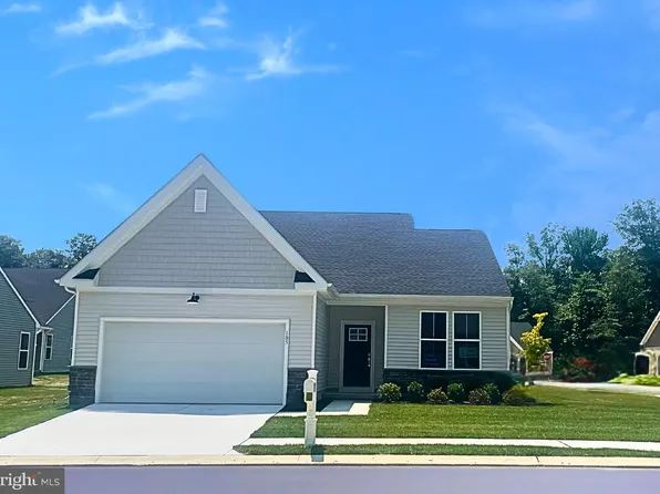 405 Peacock Pl, Dover, DE 19904