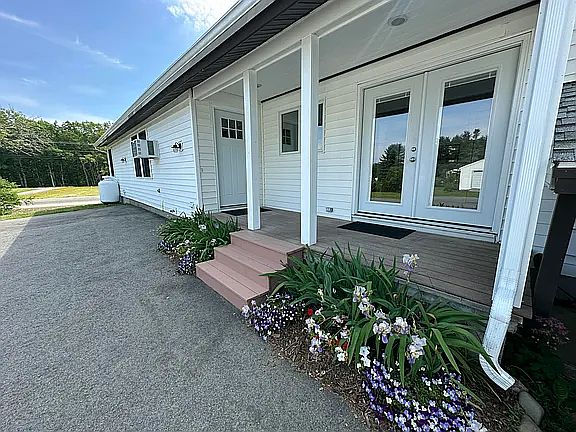 2nd image of 321A N Berwick Rd #321A