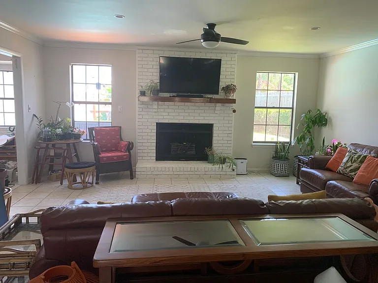 1380 Calcutta Dr — Photo 10