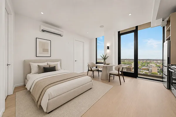 Bedroom, photo 1