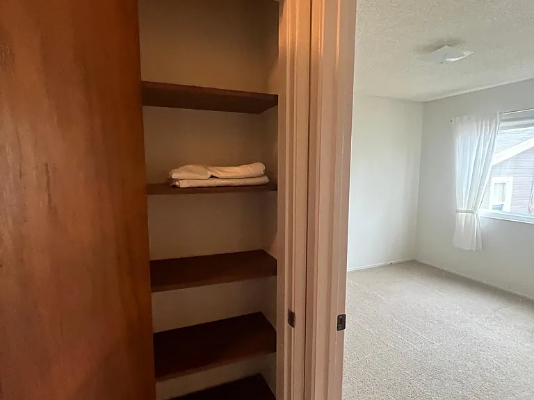 925 Madison St #2 — Photo 13