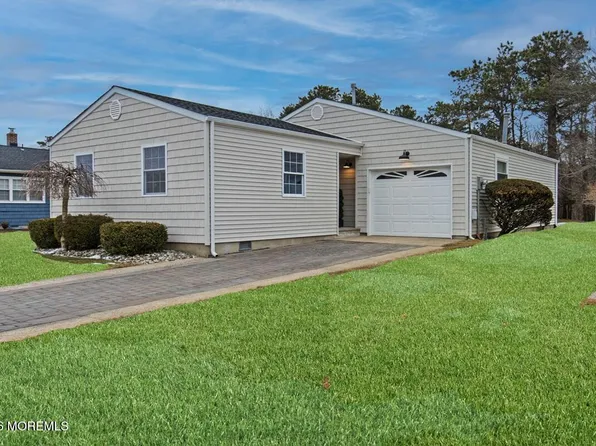 194 Port Royal Drive, Toms River, NJ 08757