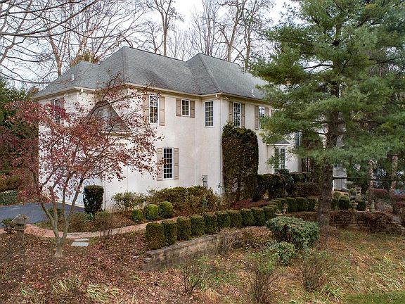 2nd image of 12 Chalous Ln