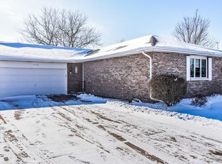1024B John St, Yorkville, IL 60560