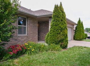 855 W Lorenza Dr, Nixa, MO 65714