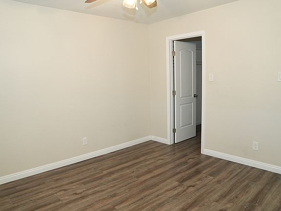 3rd image of 1817 W St APT 3