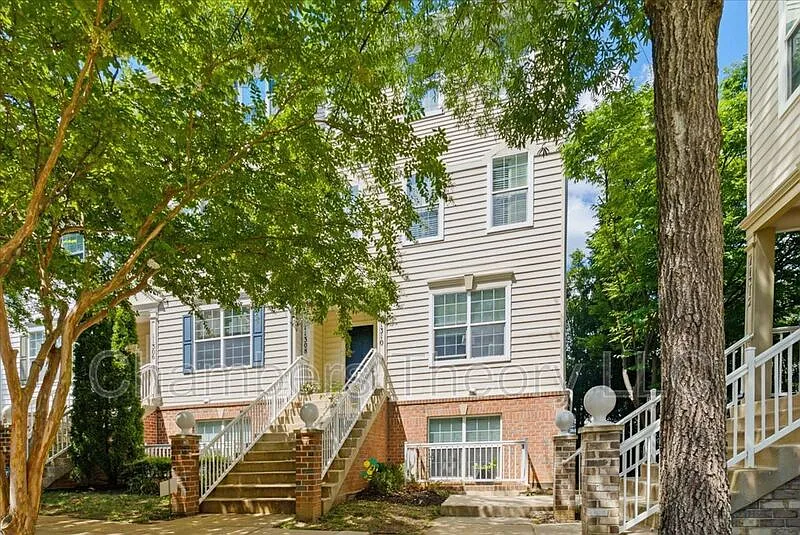 11308 King George Dr #6