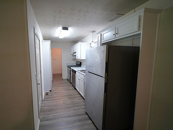 5th image of 3887 Rosita Ave