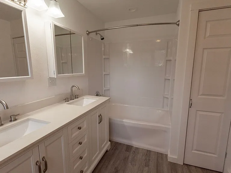 611 Railroad Ave — Photo 22