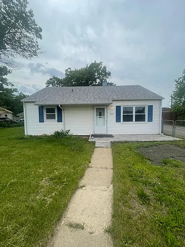 2482 Vigo St Photo 1