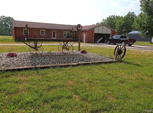 29100 Martinsville Rd, New Boston, MI 48164