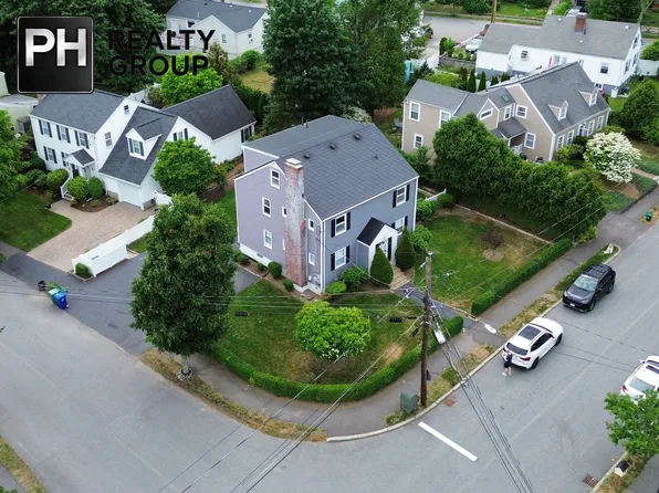 17 Hatfield Rd, West Newton, MA 02465