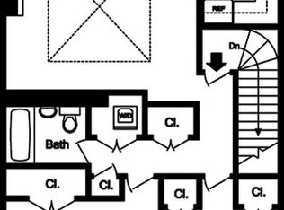 215 W 21st St APT 3, New York, NY 10011