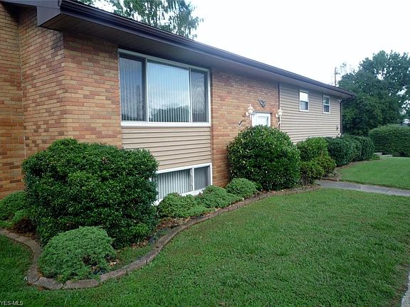 3rd image of 1002 43rd St