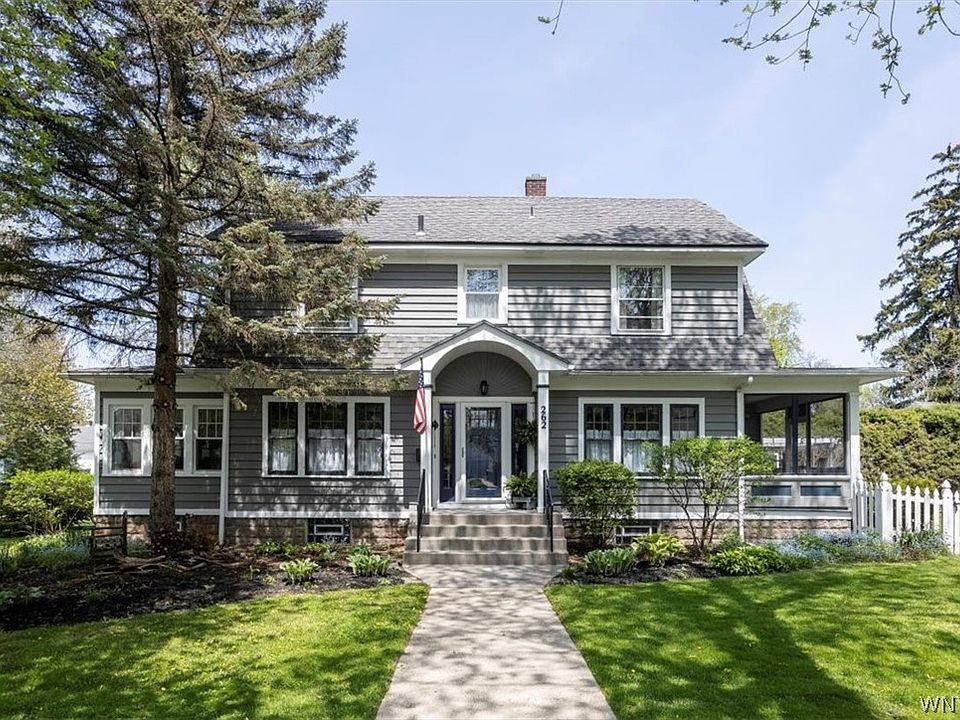 1st image of 262 California Dr