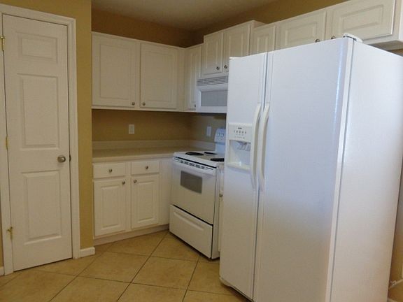 4th image of 1747 Antebellum Dr