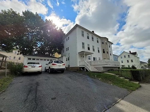 15 Ames St #2 Photo 1