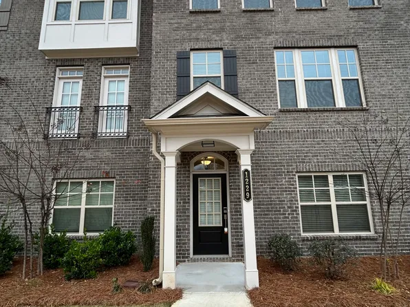 1229 Berwyn Way #1229, Suwanee, GA 30024