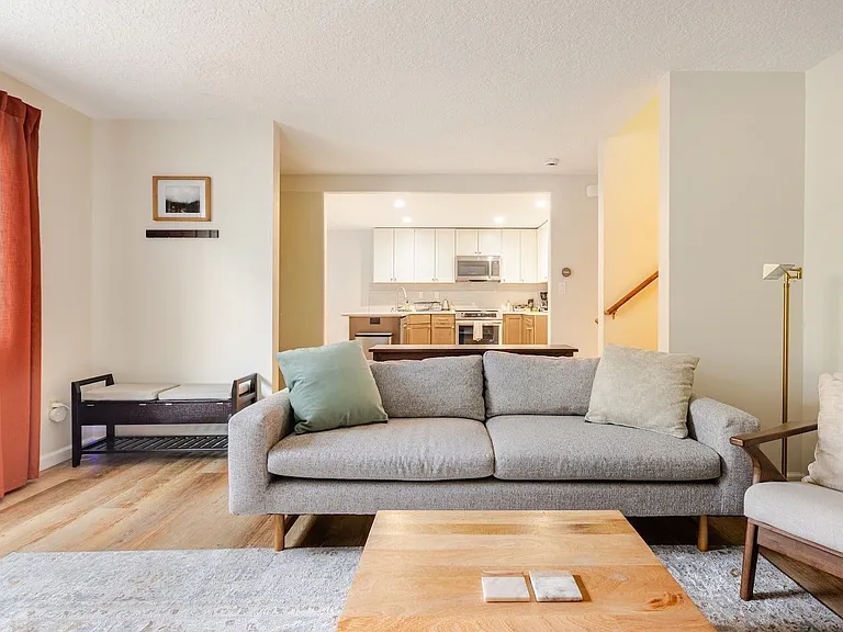 7055 SW Wilson Ave — Photo 5