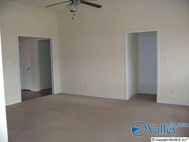 3 bed, 2.0 bath, 1595 sqft, $1,650 — Photo 4