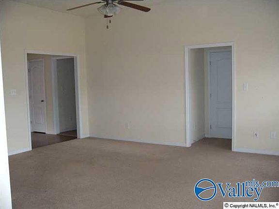 4th image of 15837 Flat Rock Ct