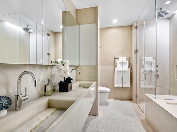 25 Columbus Circle image 6 of 18