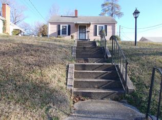 1803 S Benbow Rd, Greensboro, NC 27406