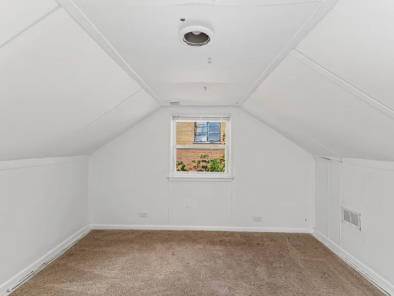 3069 Westwood Northern Blvd — Photo 20