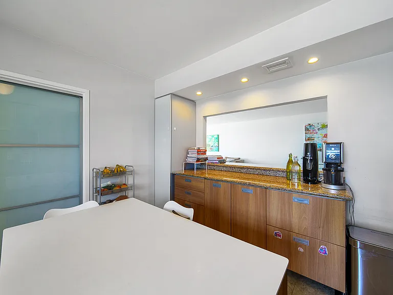 5825 Collins Ave #10G — Photo 5