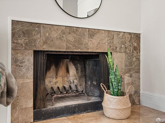 5th image of 12 Woodland Ave #3