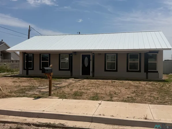 413 S 23rd St, Artesia, NM 88210