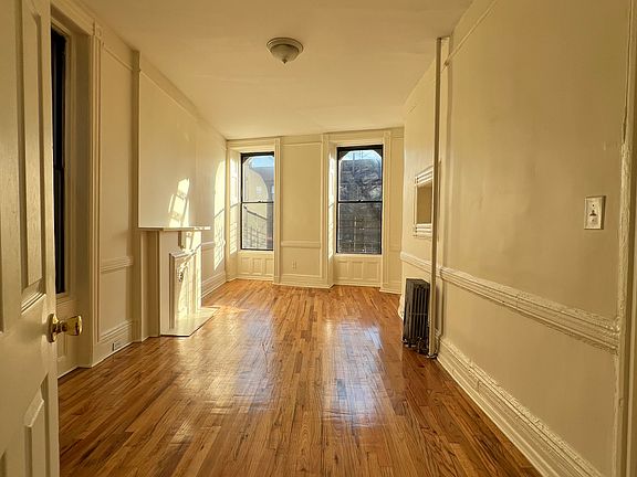 5th image of 94 Saint Marks Ave APT 1