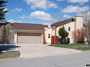 116 Briarwood Ct, Evanston, WY 82930