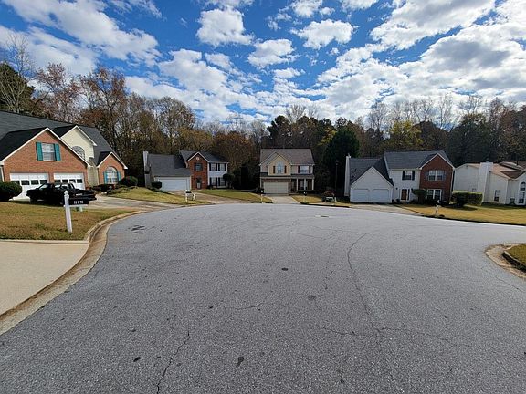 4th image of 1171 W Shore Dr