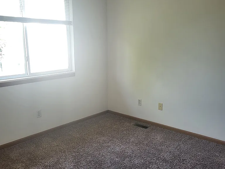 4915 Universal Dr #1 — Photo 1
