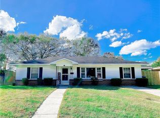 655 Grand Blvd, Chickasaw, AL 36611
