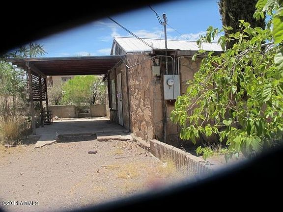 2nd image of 880 S Stone Ave