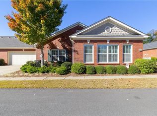 519 Sawnee Corners Dr, Cumming, GA 30040