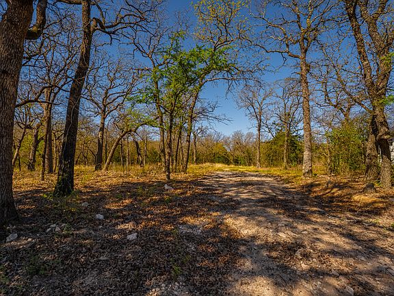 2nd image of 500 Private Road 3204