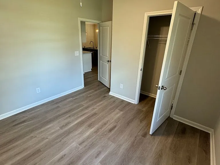 3355 Arnold Ave — Photo 5