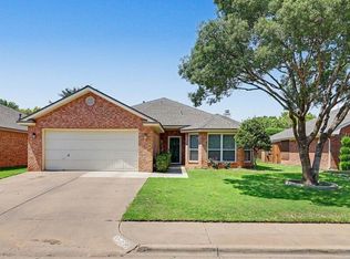 2908 85th St, Lubbock, TX 79423