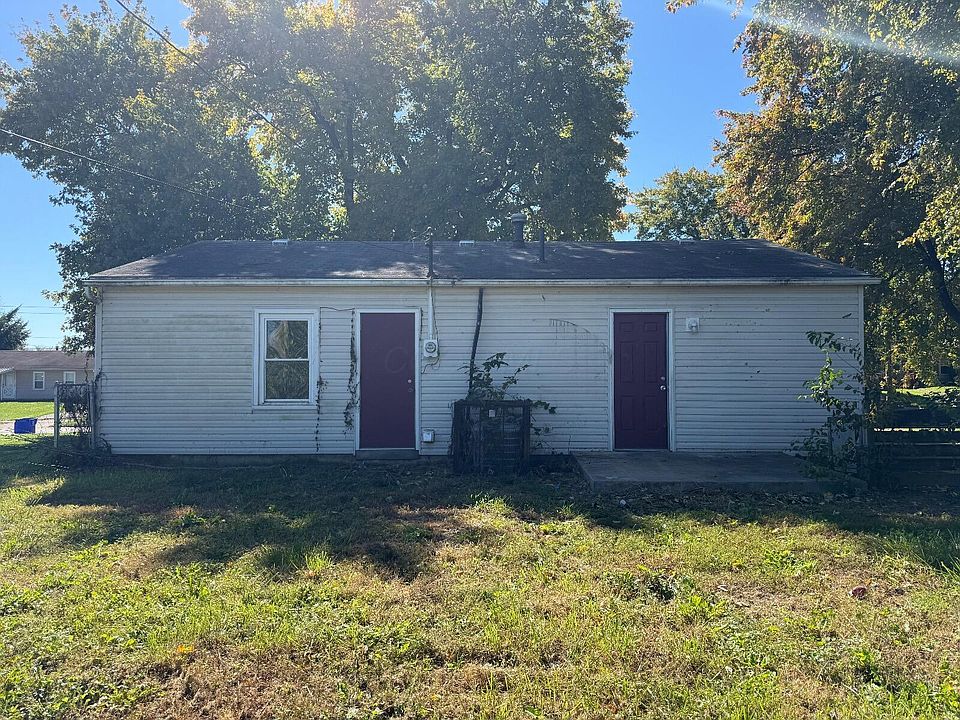 2nd image of 126 Phelps Rd