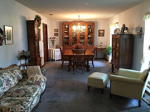 2nd image of 312 Country Club Dr