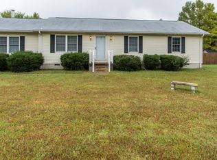 12247 Cedarwood Dr, Remington, VA 22734