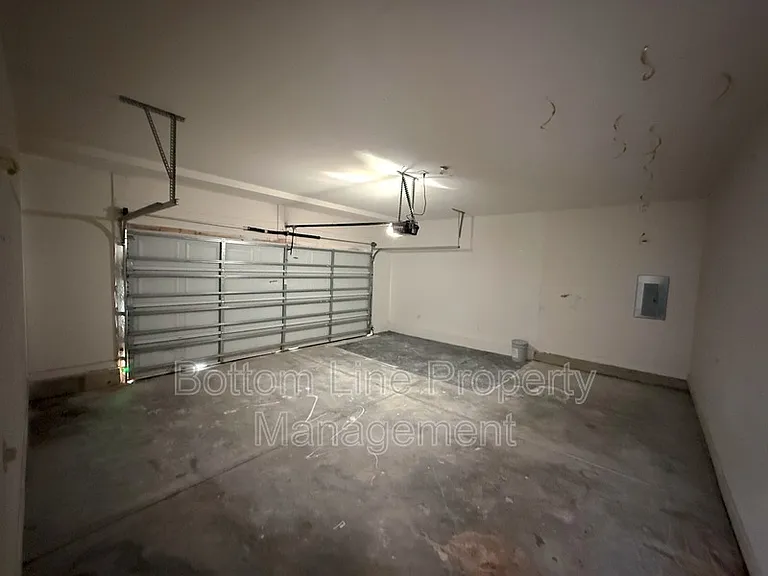 2910 Watercrest Dr NW — Photo 24